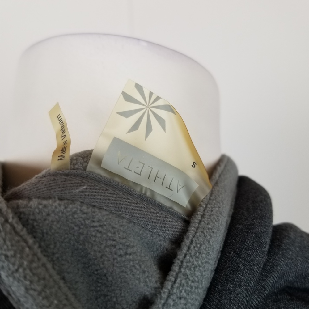 *SOLD* Athleta Gray Zip Up Athletic Jacket Size - Picture 5 of 6